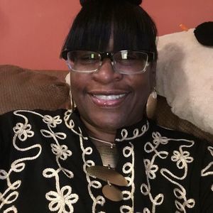 Meet your Posher, Cheri